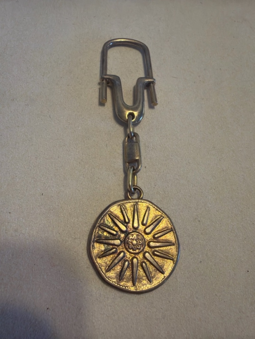 Vintage Greek Coin Keychain Macedonia 3000 Years Double-Sided Medallion - Picture 2 of 2